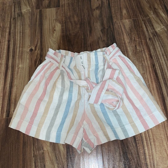 Gap Linen Paperbag rainbow stripe shorts - Picture 3 of 5